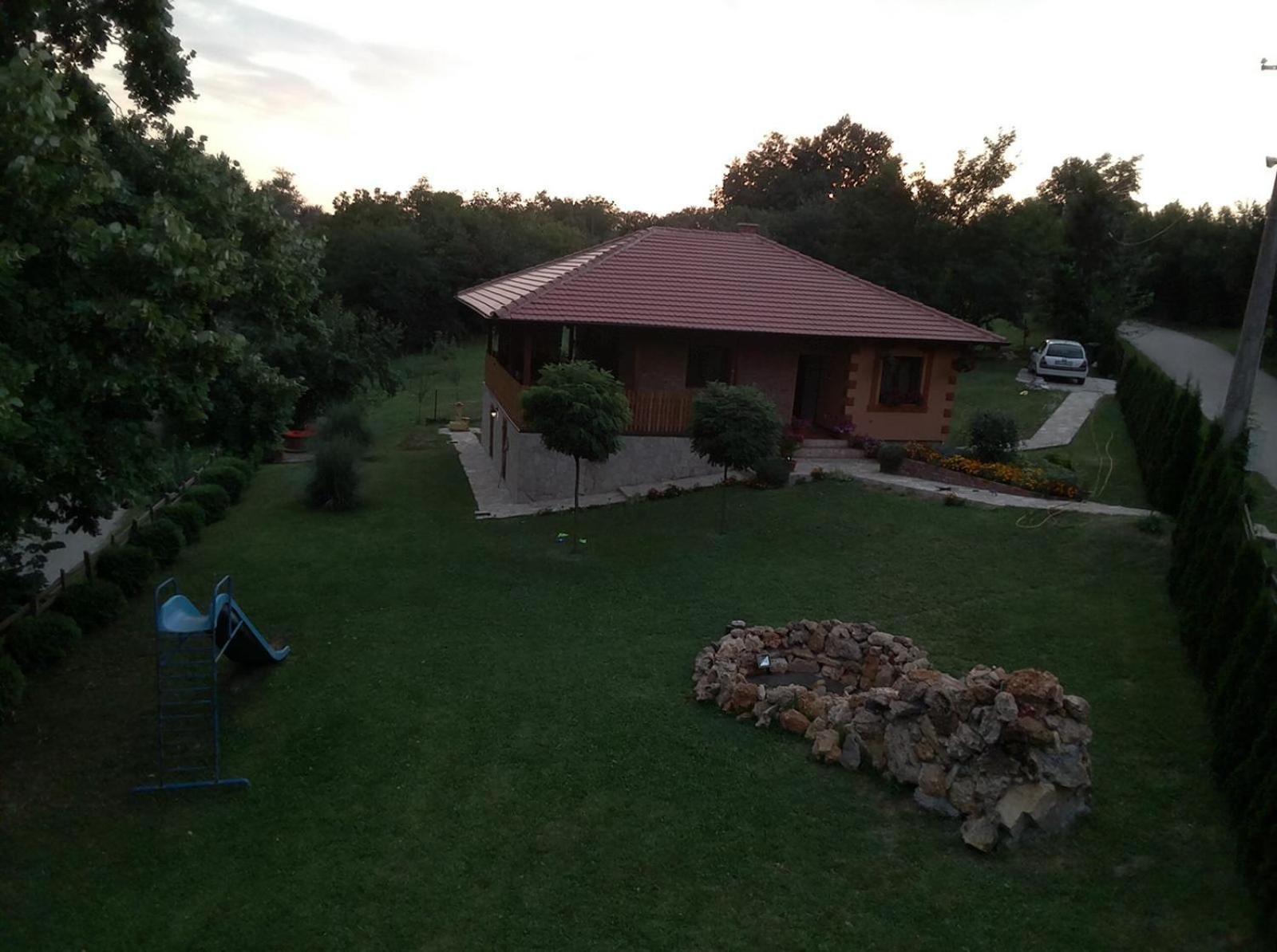 Kuca Za Uzivanje Valjevo Habitación foto